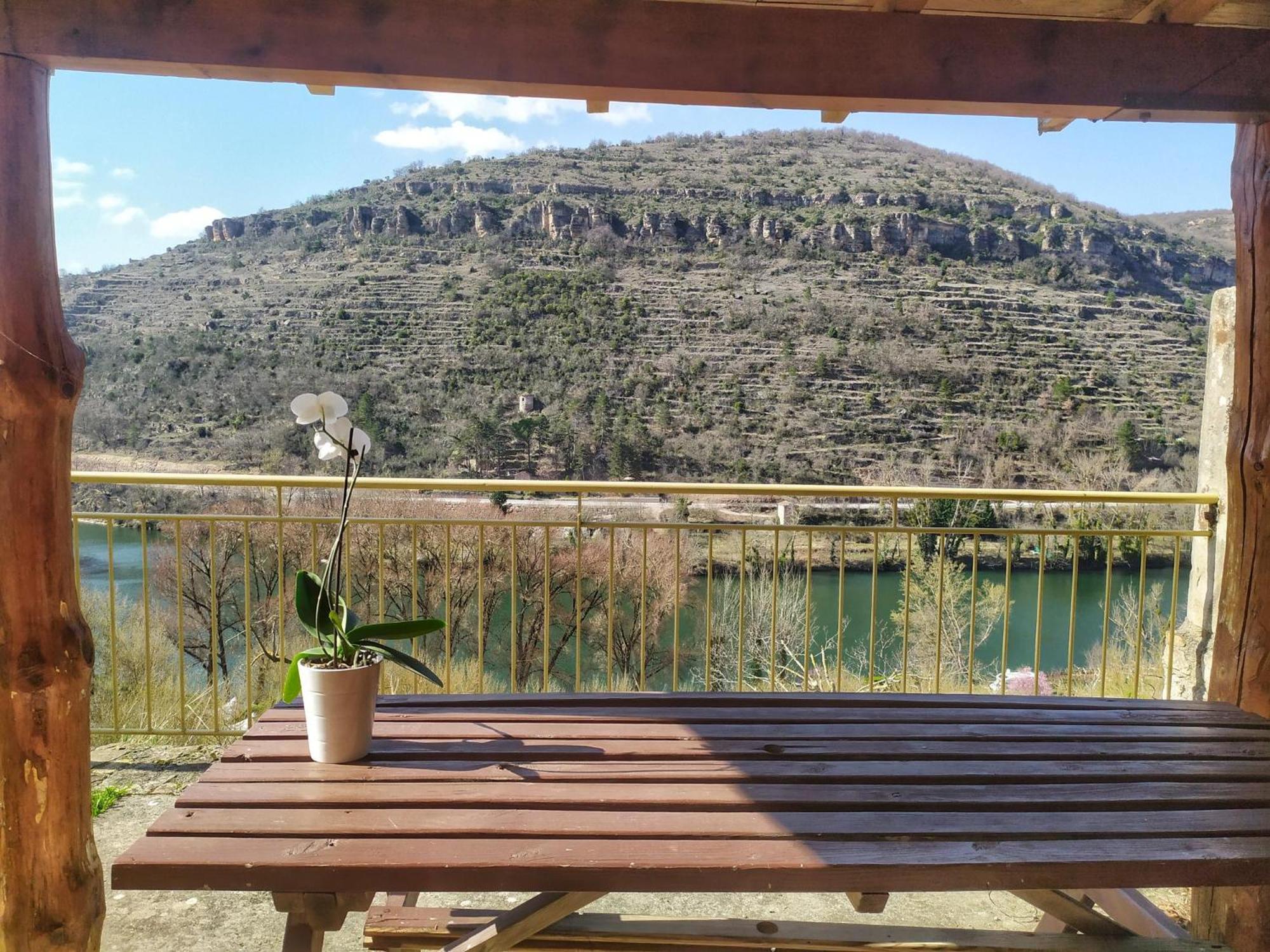Saint-Rome-de-Tarn Camping Cascade Aveyron מראה חיצוני תמונה
